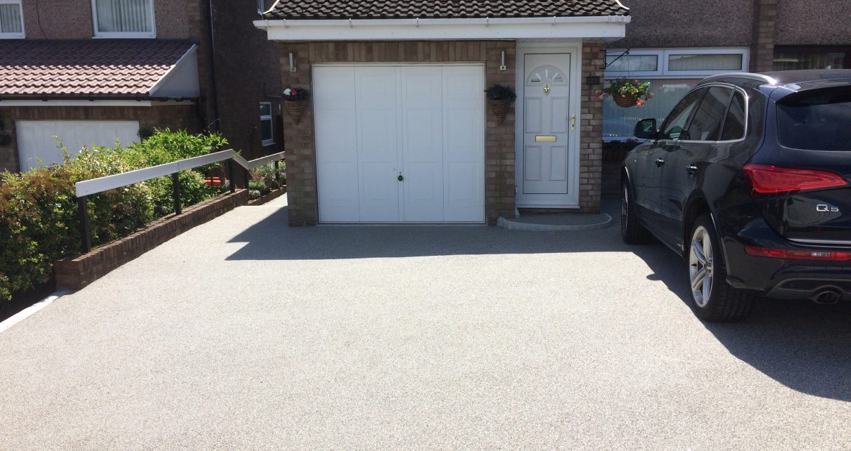 How to lay a gravel driveway