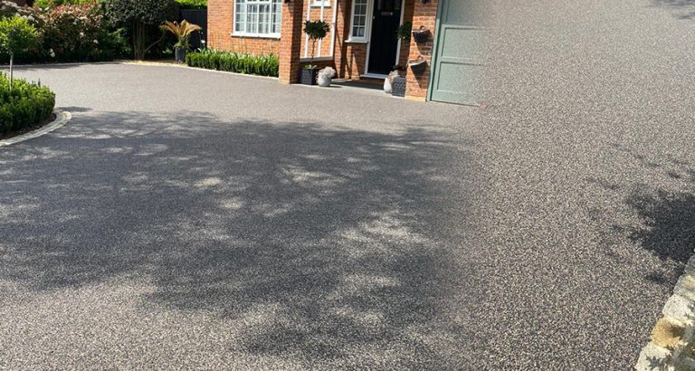 Ocean Grey Resin Bound Gravel Driveway Installation - Featured Image