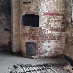 Bread Oven & Limecrete Floor by Hubert Restoration