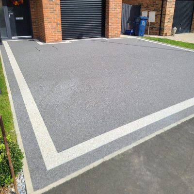 Completed Steel Blue & Glacier Resin Bound Gravel Driveway