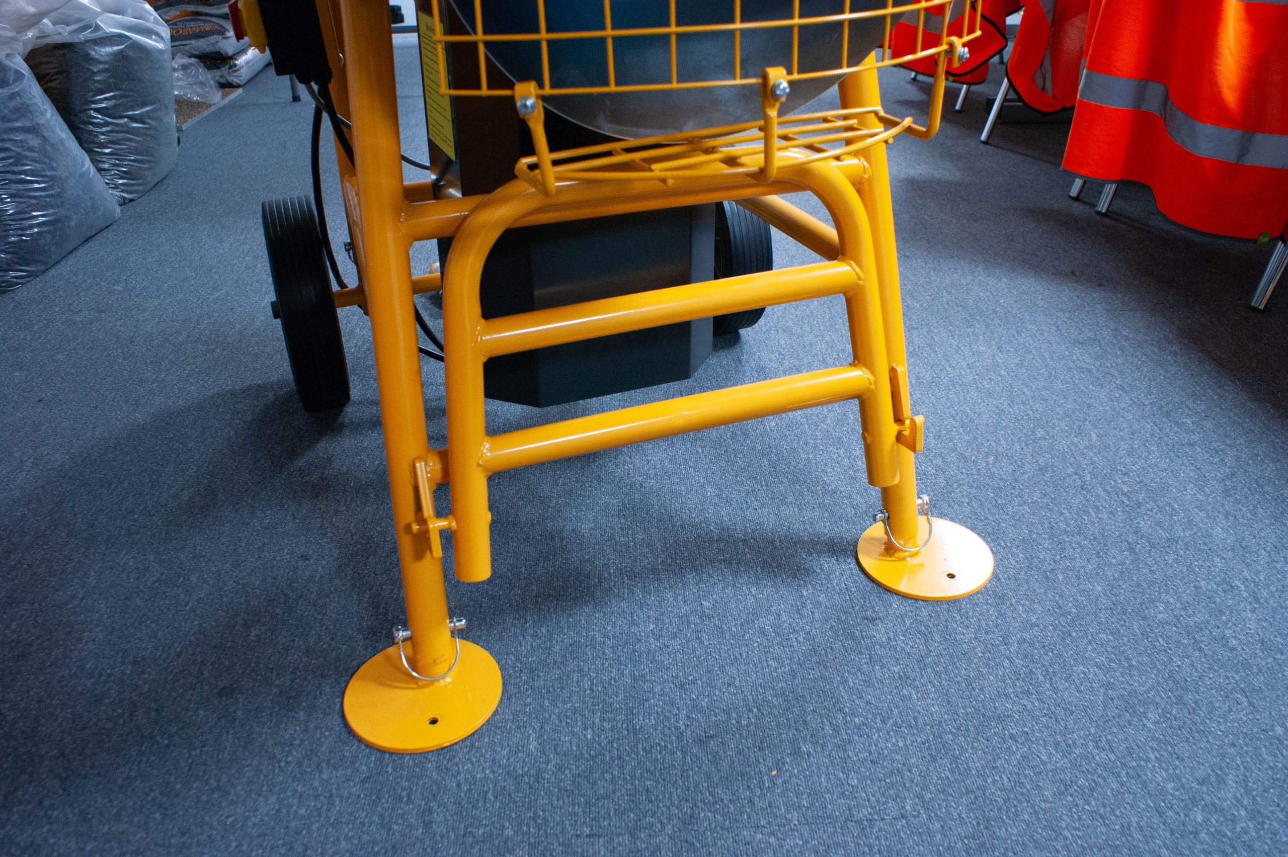 120L Forced Action Mixer | PERMABOUND PBM120 - Image 8